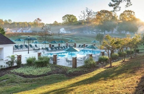 Williamsburg Apartment | 2 bdrm suite, Patriots Place, VA