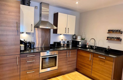 Roundhay Apartment | 2 bed/2 bath apartment in Roundhay