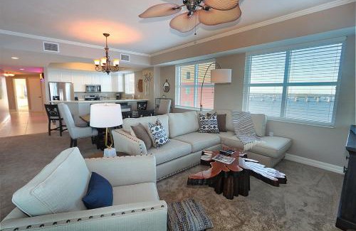 Downtown Los Angeles Apartment | 2 Bed 2 Bath Contemporary High Rise DTLA Living