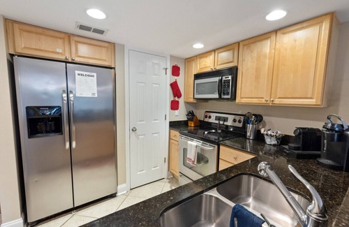 Biloxi Condo | 2 bed/2 bath, Pool, Just Steps to Biloxi Beach