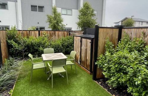 Upper Riccarton Apartment | 2 Bed 2 Bath Retreat