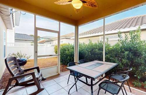 Emerald Waters Village House | 2 Bed 2 Bath Vacation home in Destin