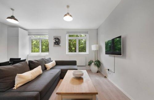 Finsbury Park Apartment | 2 Bed Apartment- Finsbury Park Station B