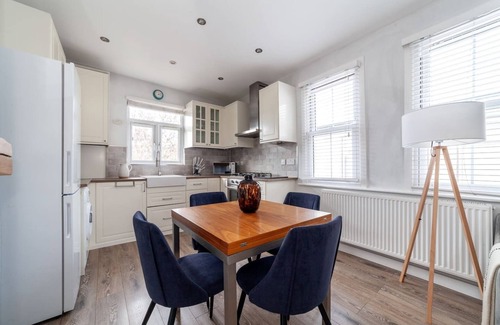 Brent Apartment | 2 Bed Apartment in Willesden