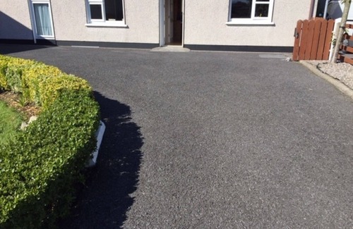 Enniscrone Cottage | 2 Bed Cottage - Sleeps 6 - Parking - Wifi