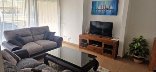 Pego Apartment | 2 Bed Flat - Sleeps 4 - Pool - Parking - Garden