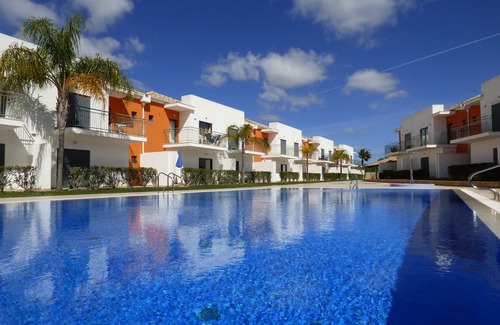 Pera House | 2 Bed House, Pera, Nr. Albufeira, Algarve. - Shared Pool