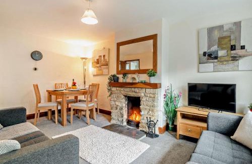 West Compton House | 2 Bed in Bridport 93342