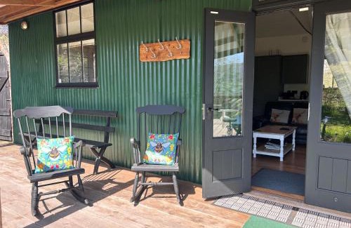 Pantygelli House | 2 Bed in Pantygelli BN246