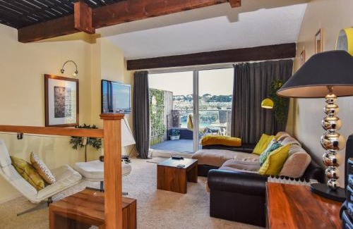 Polruan House | 2 Bed in Polruan 75740