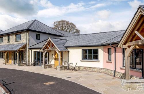 Kemeys Commander Apartment | 2 Bed in Usk 82392