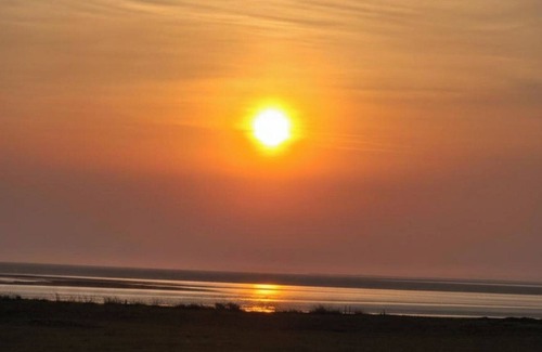 Heysham Cabin | 2 Bed Lodge Sleeps 6 with Free Parking - WiFi - Tv