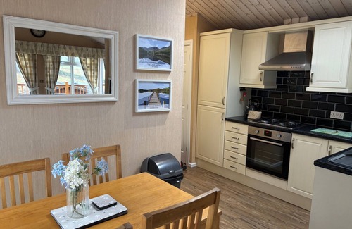 Troutbeck Cabin | 2 Bed Lodge-Sleeps 4-Valley View-Pet Friendly