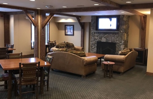 Windham Condo | 2 Bed Ski-In/Out Condo