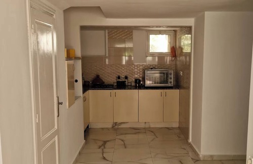 Hay Riad Villa | 2 Bed Villa, Sleeps 4 - Garden, Wifi, Parking