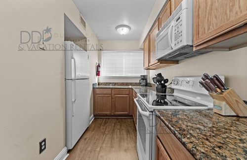 Biloxi Condo | 2 bedroom 1.5 bathroom in the heart of Biloxi, MS.