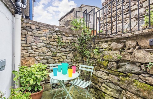 Flookburgh Cottage | 2 bedroom accommodation in Flookburgh, near Grange-over-Sands