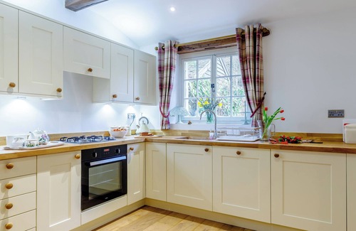 Didmarton Cottage | 2 bedroom accommodation in Lower Kilcot, near Wotton-under-Edge