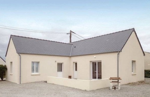 Saint-Marcouf House | 2 bedroom accommodation in St. Marcouf De L'Isle