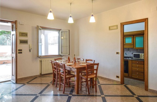 Marina di Davoli Apartment | 2 bedroom accommodation in Davoli Marina
