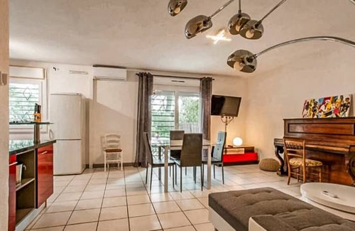 Cadereau Apartment | 2 bedroom accommodation in Nîmes