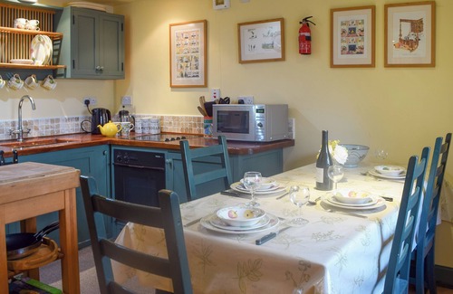 Isle of Seil Cottage | 2 bedroom accommodation in Nr Craignure, Isle of Mull