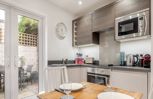 Montpellier Cottage | 2 bedroom accommodation in Cheltenham