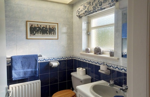 Helensburgh Cottage | 2 bedroom accommodation in Helensburgh