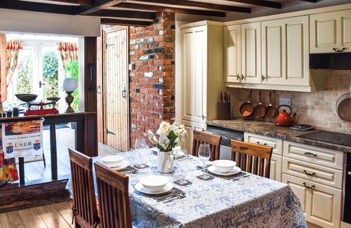 King's Lynn Cottage | 2 bedroom accommodation in Kings Lynn