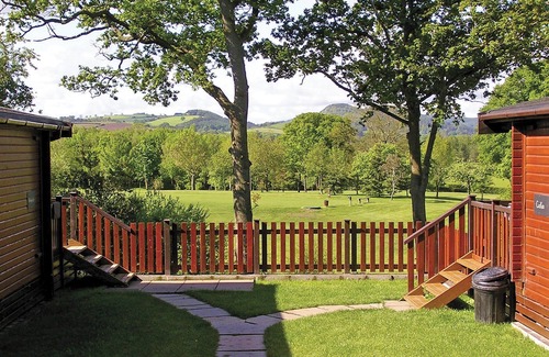 Pontesbury Cabin | 2 bedroom accommodation in Arscott, Nr Shrewsbury