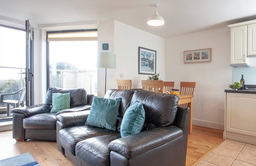 Porthcurno Apartment | 2 bedroom accommodation in Porthcurno