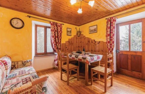 Brusson Apartment | 2 bedroom accommodation in Brusson AO