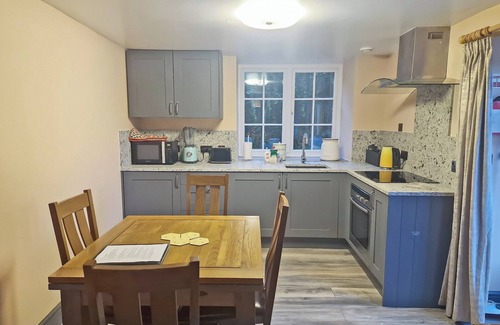 Llanllyfni Cottage | 2 bedroom accommodation in Penygroes, near Caernarfon