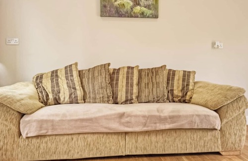 Lingfield Cottage | 2 bedroom accommodation in Lingfield