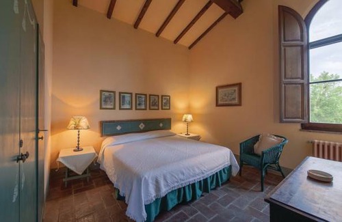 Toiano House | 2 bedroom accommodation in Palaia PI