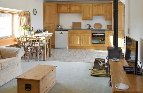 Fochabers Cottage | 2 bedroom accommodation in Nether Dallachy, near Spey Bay