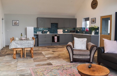 Llanfachraeth Cottage | 2 bedroom accommodation in Llanfachraeth, near Holyhead