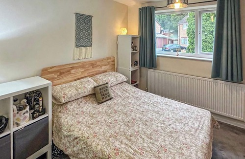 Walton on Trent Cottage | 2 bedroom accommodation in Nuneaton