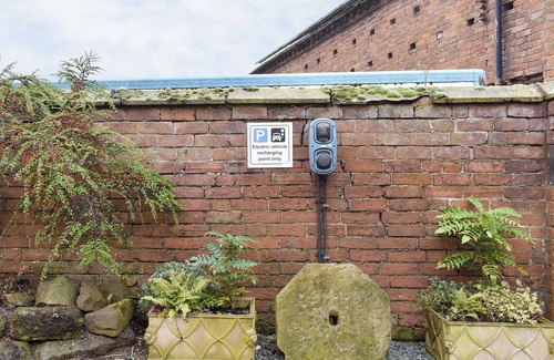 Stafford Cottage | 2 bedroom accommodation in Lower Drayton, near Penkridge