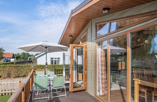Yaxham Cabin | 2 bedroom accommodation in Yaxham, Dereham