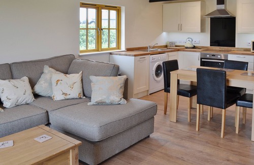 Denton Cottage | 2 bedroom accommodation in Alkham, near Dover