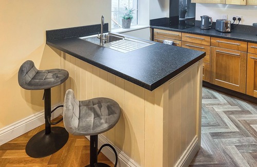 Loftus Cottage | 2 bedroom accommodation in Loftus