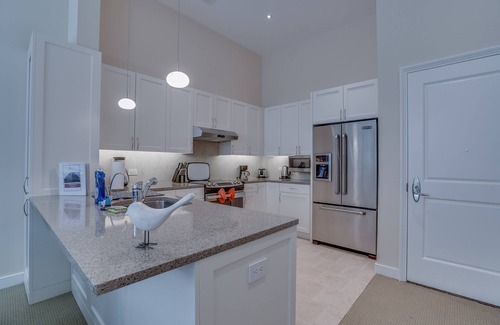 Penn Quarter Apartment | 2 Bedroom Apartment located in Washington Dc's Penn Quarter by RedAwning