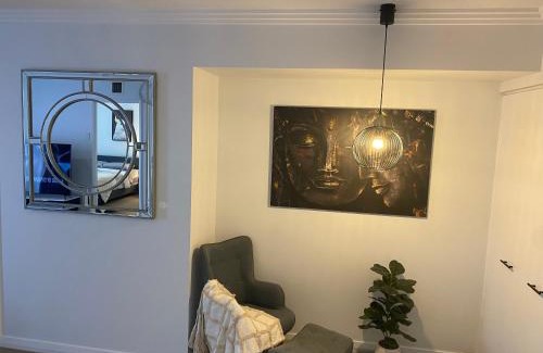 Chermside Apartment | 2-bedroom Apartment