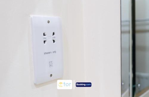 Horley Apartment | 2 Bedroom Apartment By The One Retreats Short Lets & Serviced Accommodation Horley Close To Gatwick Airport