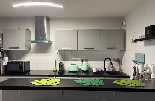 Cugnaux Apartment | 2-bedroom apartment