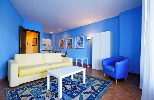 Cannobio Apartment | 2 bedroom apartment in a popular holiday residence with private beach