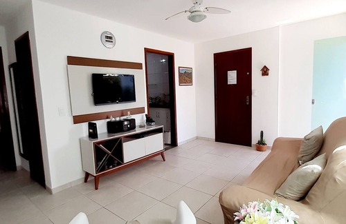 Jardim Flamboyant Apartment | 2-bedroom apartment (one en-suite), near Praia do Forte, elevator and Wi-Fi