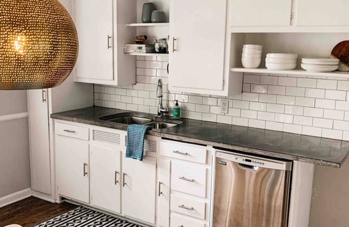 Evansville Apartment | 2-bedroom apartment in delightful Evansville with AC & Modern Amenities