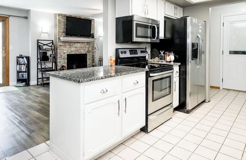 Lima House | 2-bedroom available in a shared home with WiFi, AC, and a Inground pool to use.